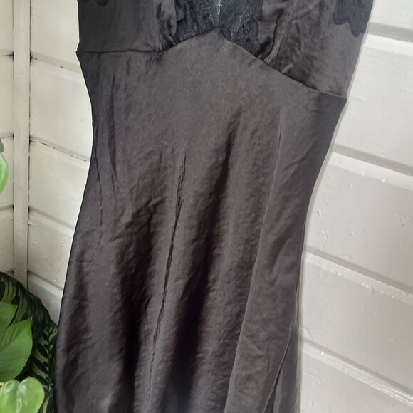 Beverly and Beck Satin and Lace Deep V-Neck Mini Dress - Picture 5 of 7